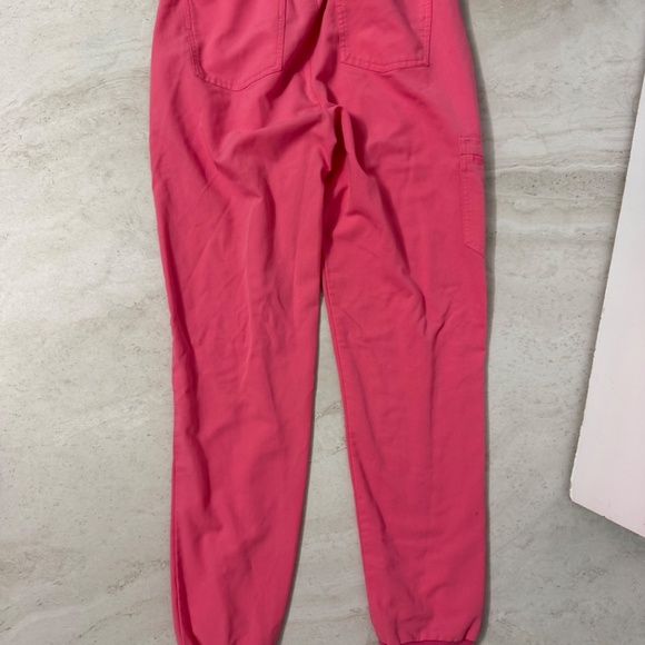 Pink Figs scrubs pants - Picture 2 of 2